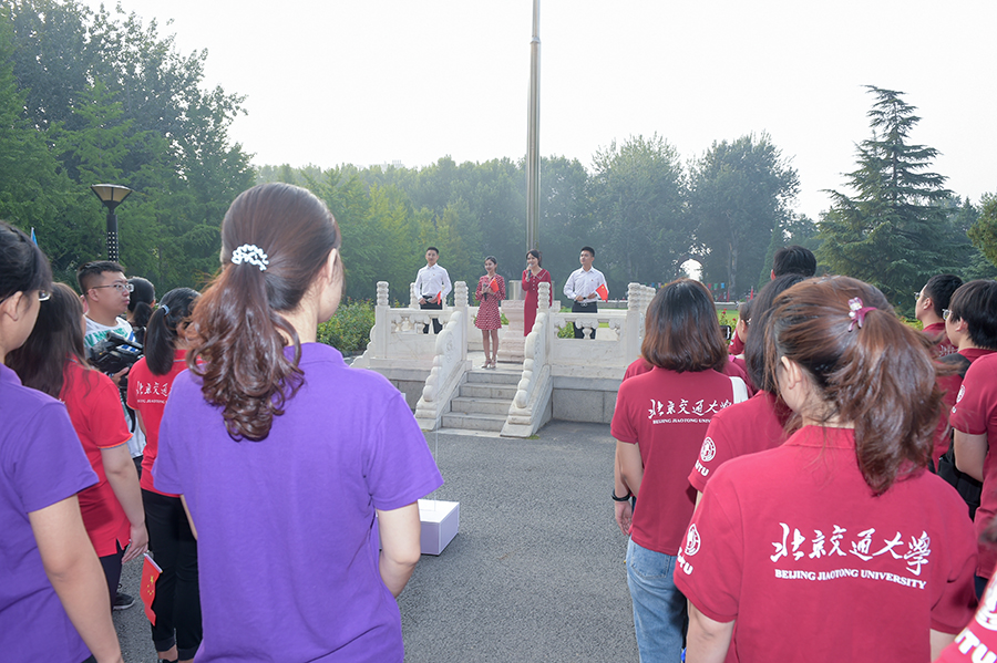 2400a7d434004ca7823eaea12490fe1d.jpg 2400a7d434004ca7823eaea12490fe1d.jpg